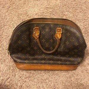 Louis Vuitton purse